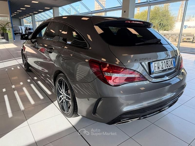 Usata Mercedes CLA200 Premium 136 CV (100 kW) 2019 Grigio Station wagon