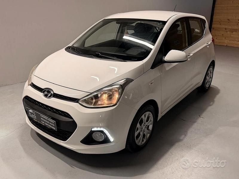 Usata Hyundai i10 Comfort 67 CV (49 kW) 2014 Bianco Utilitaria