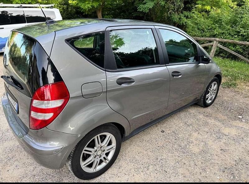 Usata Mercedes A180 Elegance 109 CV (80 kW) 2008 Monovolume