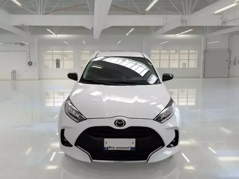 Begagnad Mazda 2 92 HK (67 kW) 2023 Halvkombi