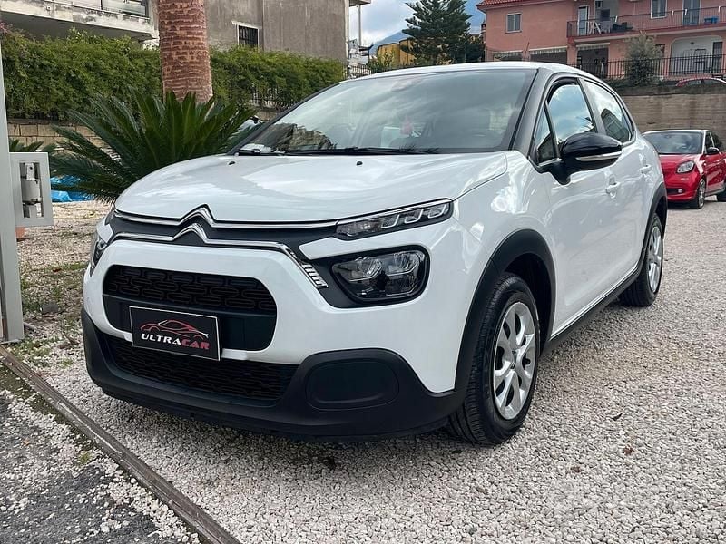Usata Citroën C3 Shine 102 CV (75 kW) 2022 Bianco Berlina