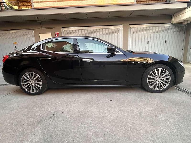 Usata Maserati Ghibli 250 CV (183 kW) 2014 Nero Berlina