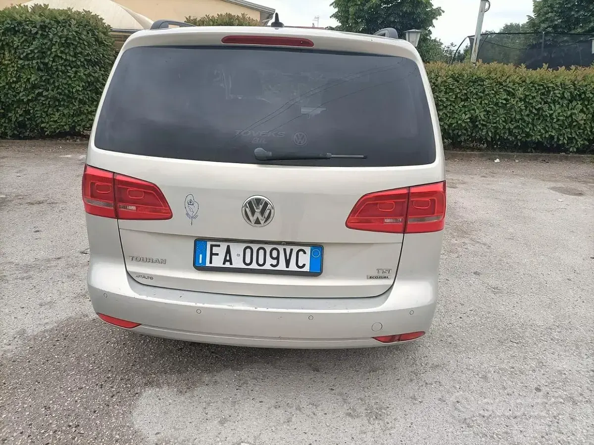 Usata VW Touran 150 CV (110 kW) 2012 Grigio Monovolume