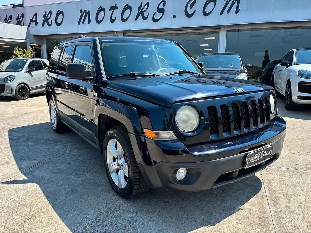Usata Jeep Patriot Limited 163 CV (119 kW) 2011 Bluazzurro SUV