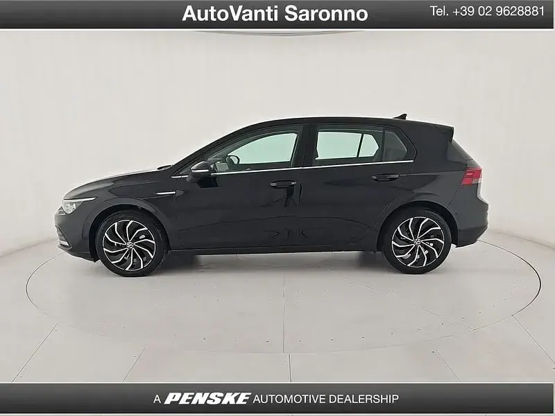 Usata VW Golf VIII Style 131 CV (96 kW) 2021 Nero Utilitaria