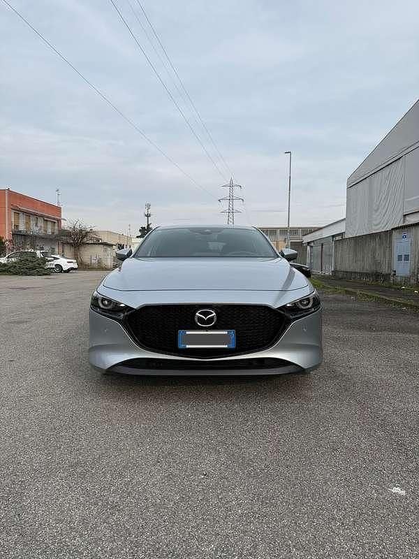 Usata Mazda 3 Exclusive 150 CV (110 kW) 2020 Argento Berlina