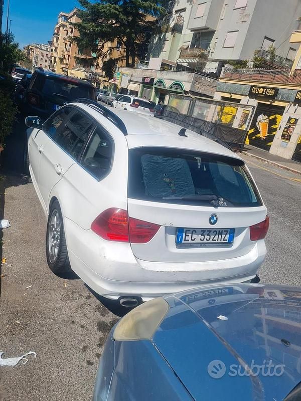 Begagnad BMW 320 184 HK (135 kW) 2010 Kombi