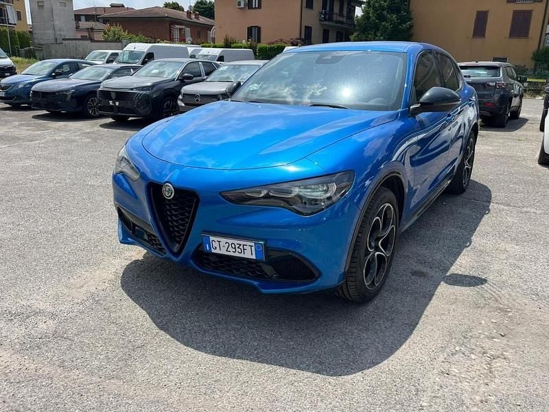 Usata Alfa Romeo Stelvio Veloce 209 CV (153 kW) 2024 Blu SUV