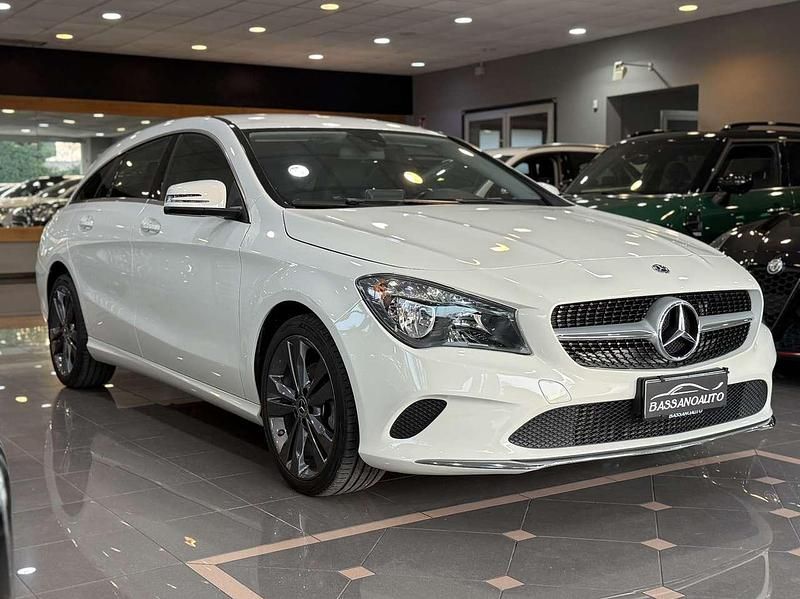 Usata Mercedes CLA200 Shooting Brake 136 CV (100 kW) 2017 Bianco Station wagon