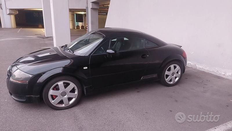 Usata Audi TT 180 CV (132 kW) 2002 Nero Coupé