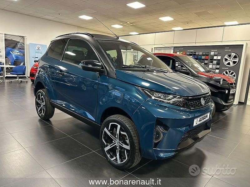 Verde Nuova 2025 Aixam Crossover Premium Premium Tre volumi | 17.990 € - Immagine 1/4