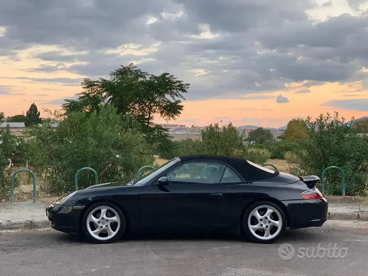 Usata Porsche 911 Carrera Cabriolet 300 CV (220 kW) 1999 Nero Cabrio