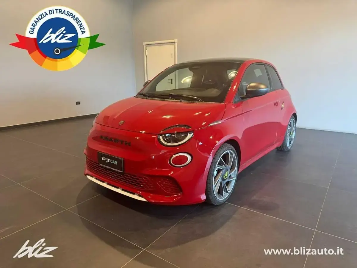 Usata Abarth 500e Turismo 47 kW (64 CV) 2025 Utilitaria