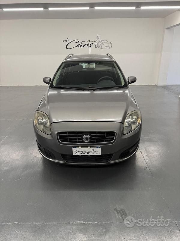 Usata Fiat Croma Emotion 120 CV (88 kW) 2008 Grigio Station wagon