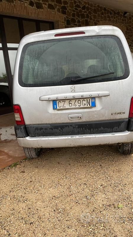 Usata Peugeot Partner 2006 Grigio Monovolume