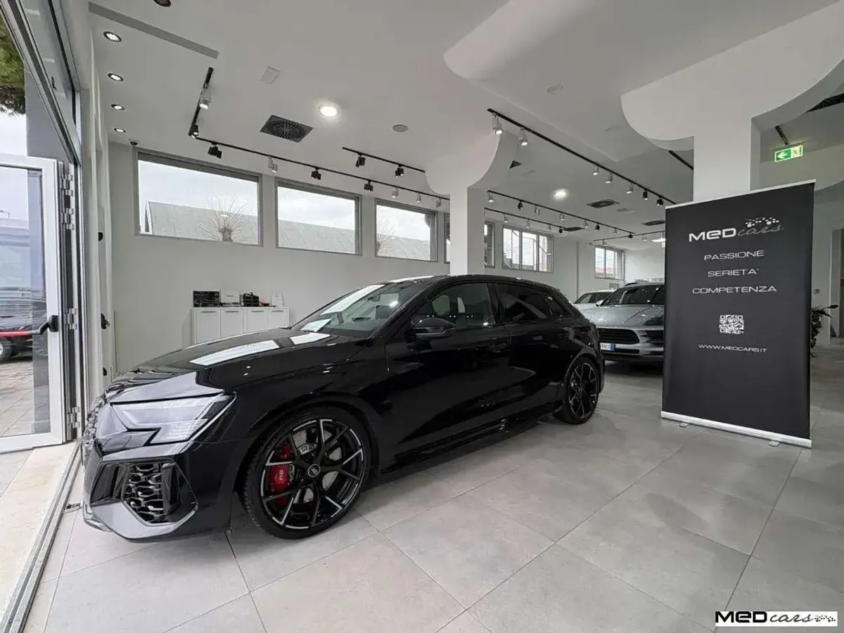 Usata Audi RS3 Design 400 CV (294 kW) 2024 Nero Berlina