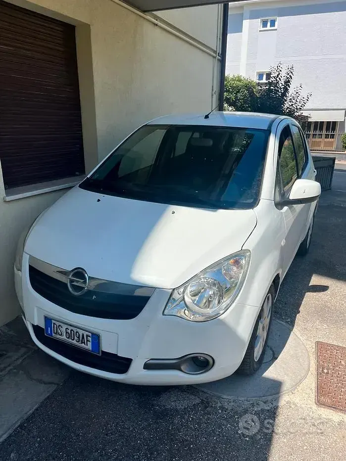 Usata Opel Agila Enjoy 86 CV (63 kW) 2008 Bianco Utilitaria