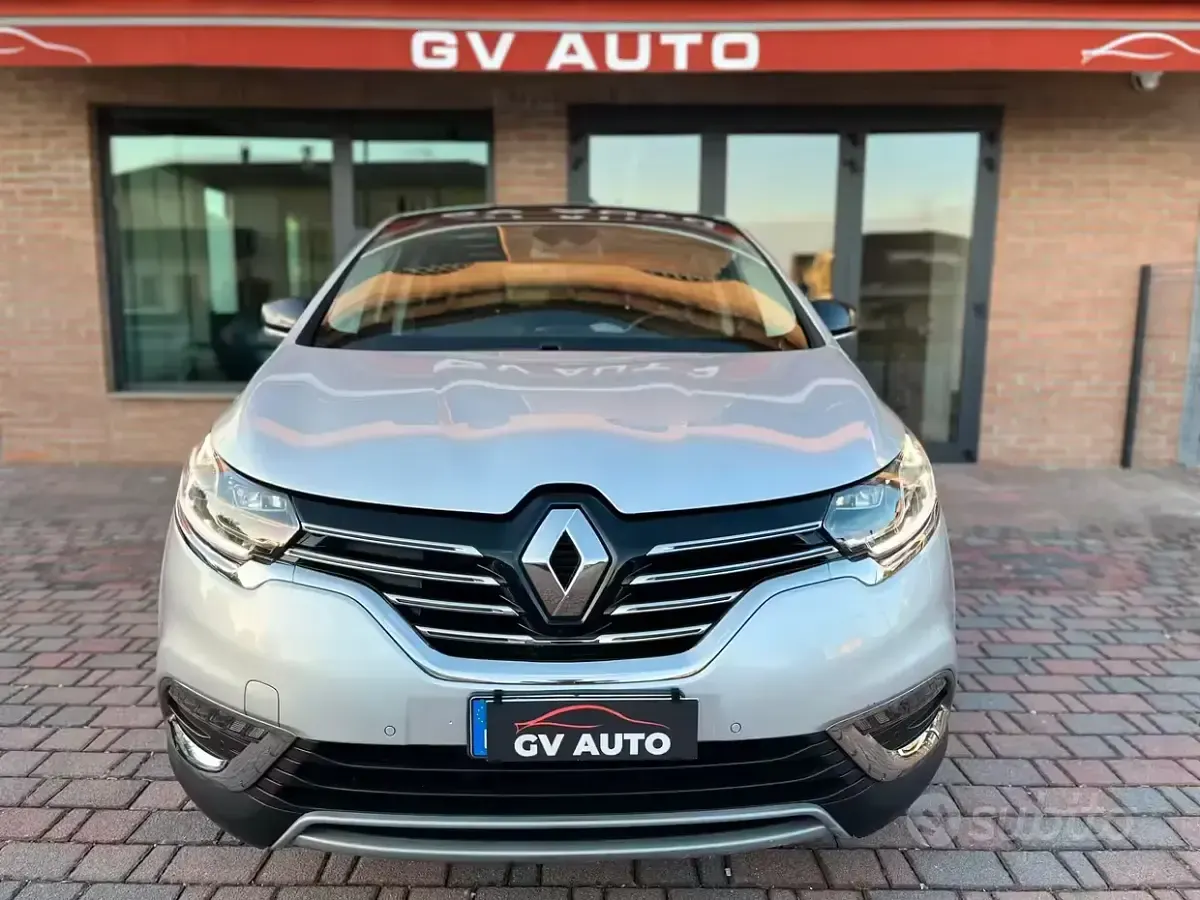 Usata Renault Espace Initiale Paris 160 CV (117 kW) 2016 Grigio Monovolume