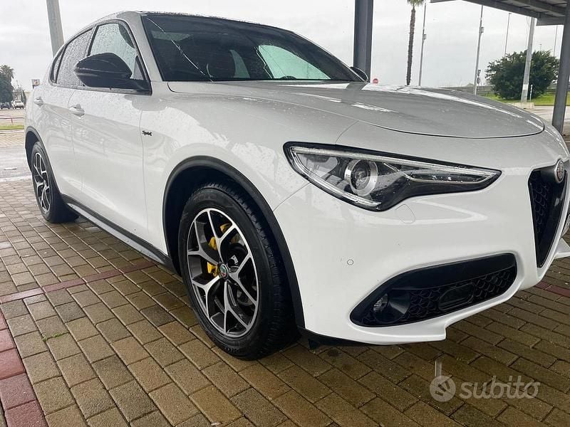 Usata Alfa Romeo Stelvio Executive 180 CV (132 kW) 2018 Bianco SUV