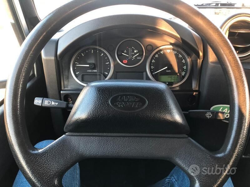 Usata Land Rover Defender 2007 Grigio SUV