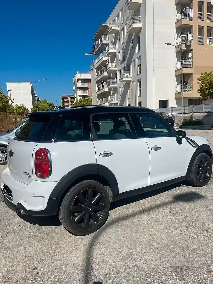 Usata Mini Countryman 143 CV (105 kW) 2012 Grigio SUV