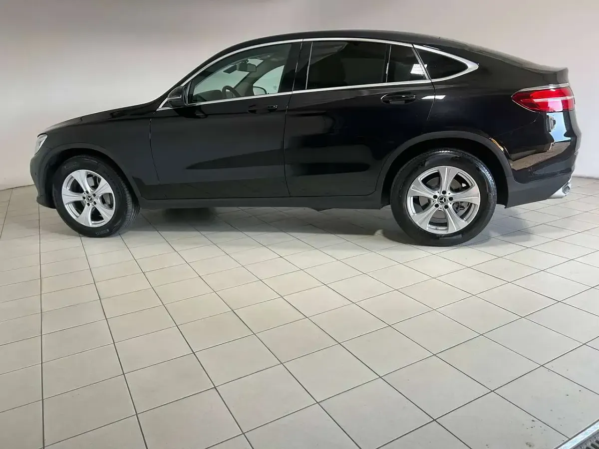 Usata Mercedes GLC250 204 CV (150 kW) 2017 Nero SUV