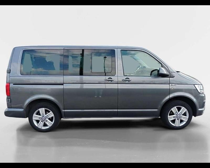 Usata VW T6 150 CV (110 kW) 2018 Grigio medio met. Furgone