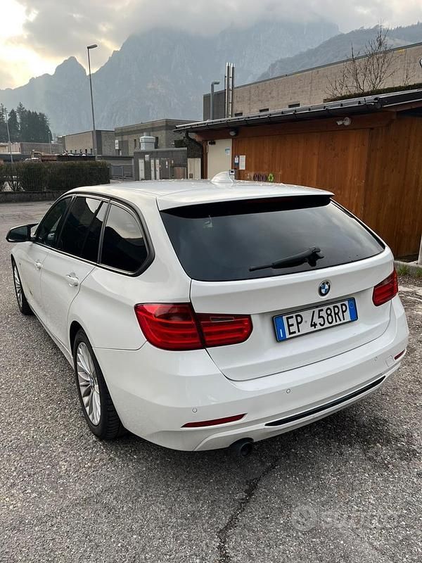 Usata BMW 316 Comfort Edition 116 CV (85 kW) 2012 Bianco Station wagon