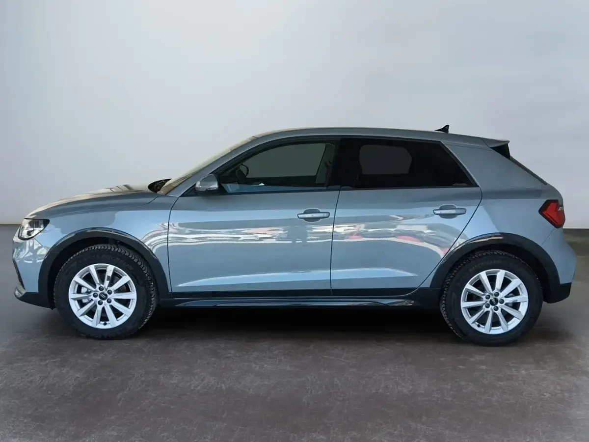 Usata Audi A1 Business 116 CV (85 kW) 2025 Argento SUV
