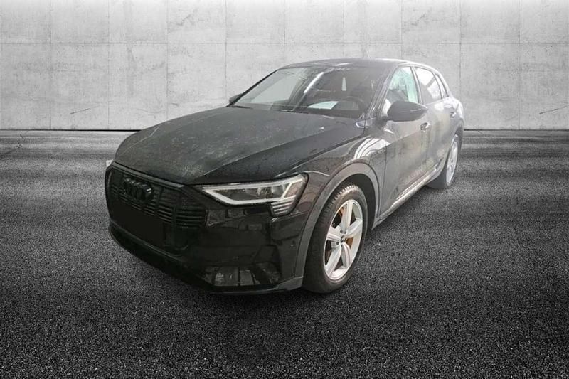 Usata Audi e-tron Business 158 kW (215 CV) 2023 Nero SUV
