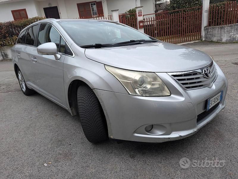 Usata Toyota Avensis 2012 Berlina