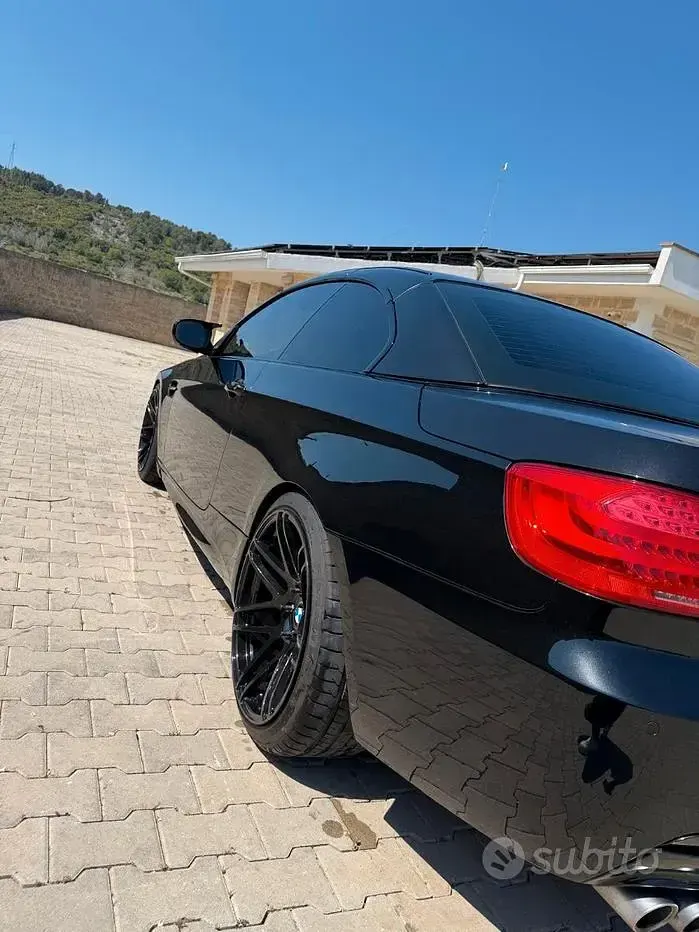 Begagnad BMW 330 Cabriolet M Sport 245 HK (180 kW) 2011 Svart Cab