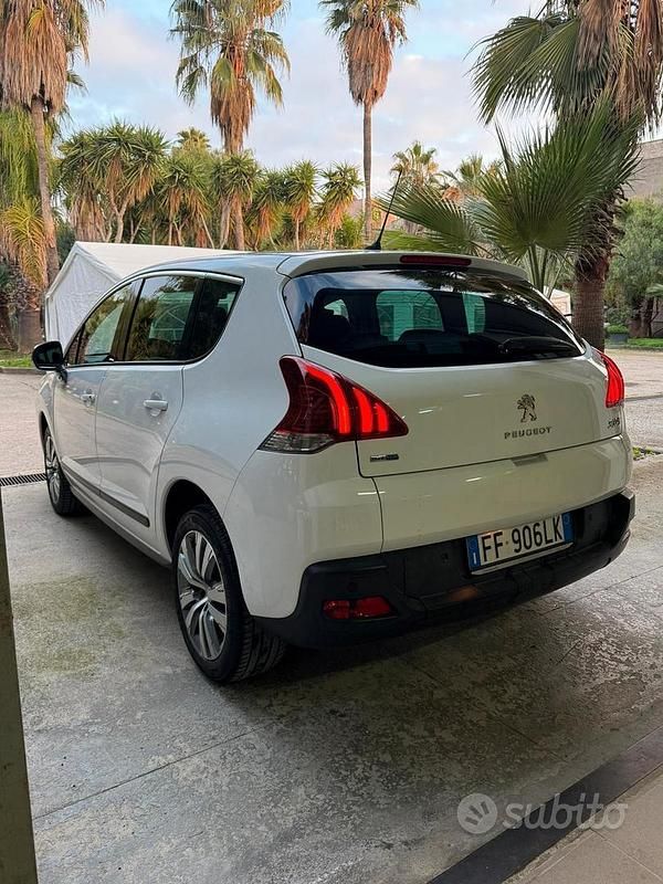 Usata Peugeot 3008 120 CV (88 kW) 2016 Bianco SUV