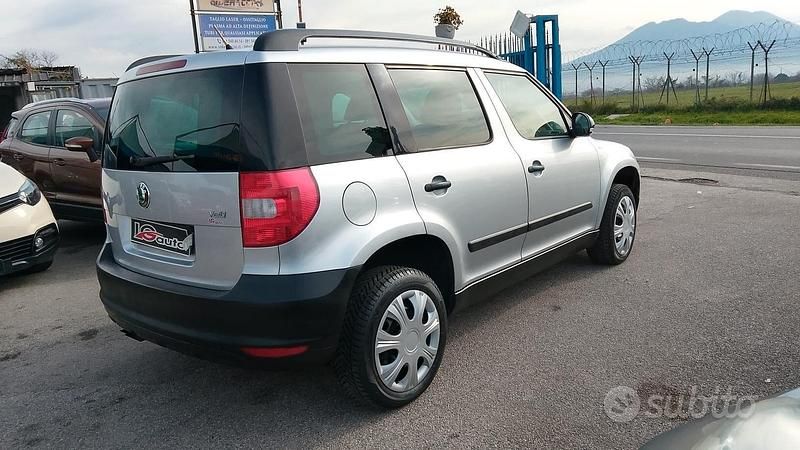 Usata Skoda Yeti 2010 Grigio SUV