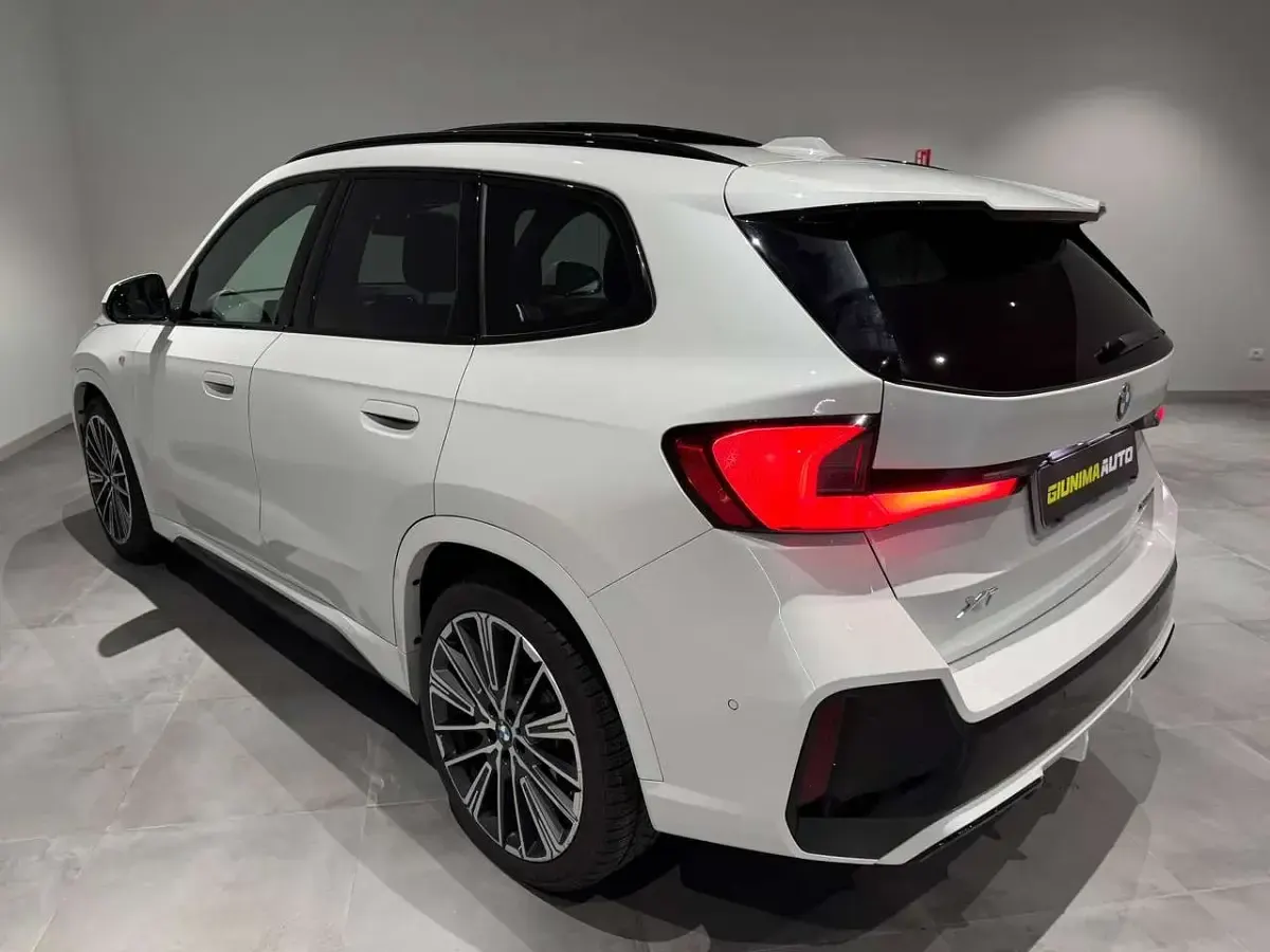 Usado BMW X1 M Sport 204 HP (150 kW) 2023 Branco SUV