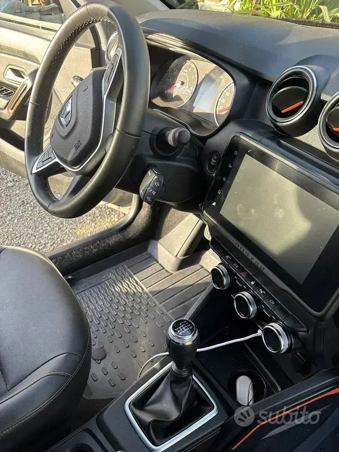 Usata Dacia Duster Extreme 101 CV (74 kW) 2022 Grigio SUV