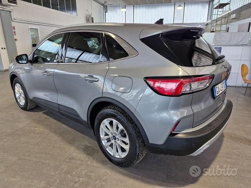 Usata Ford Kuga Titanium 120 CV (88 kW) 2020 Grigio SUV
