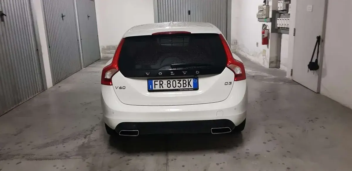 Usata Volvo V60 Business Edition 150 CV (110 kW) 2018 Station wagon