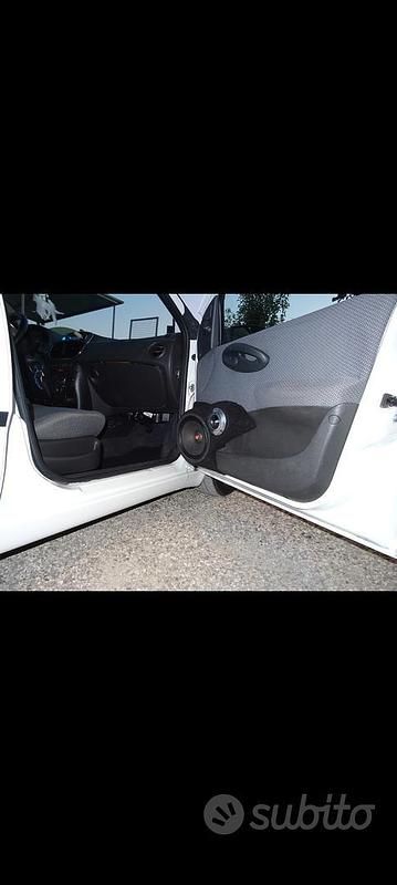 Usata Fiat Punto 2004 Bianco Berlina