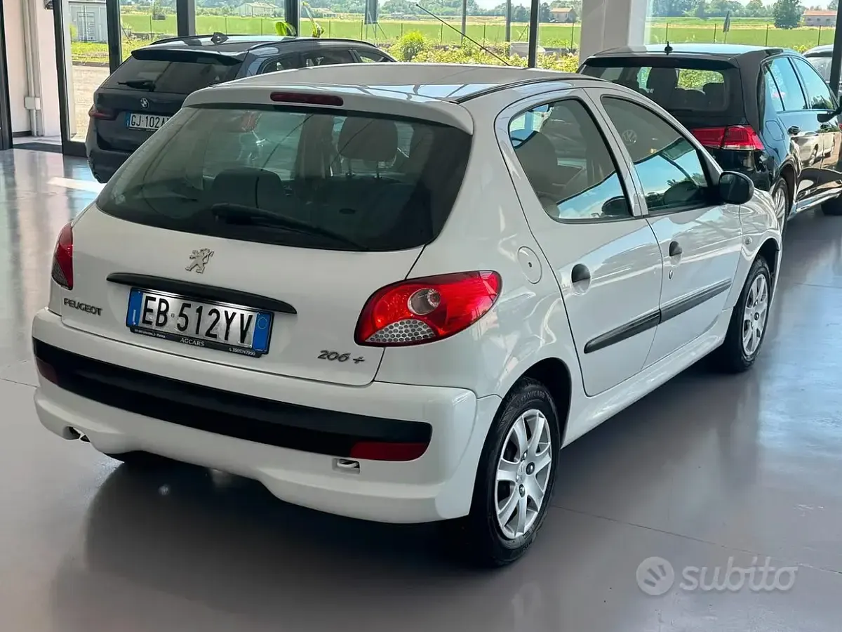 Usata Peugeot 206 60 CV (44 kW) 2010 Bianco Berlina