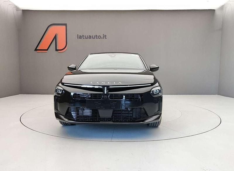 Usata Lancia Ypsilon 101 CV (74 kW) 2025 Nero ardesia Utilitaria