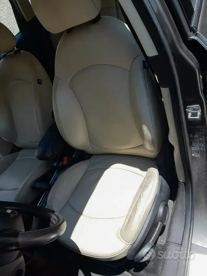 Usata Mini Countryman 2010 Grigio scuro SUV