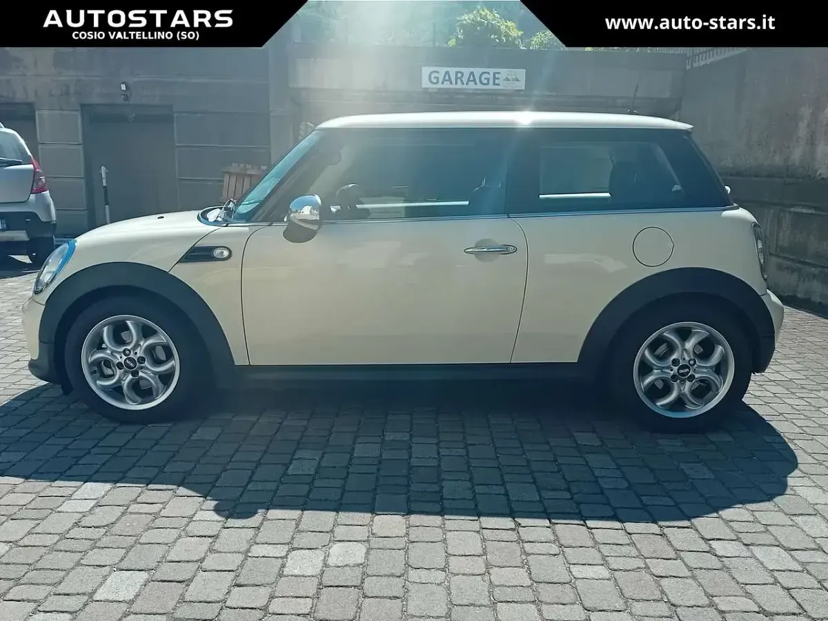 Usata Mini ONE 98 CV (72 kW) 2013 Beige Utilitaria