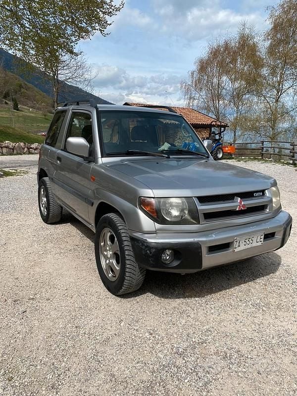 Usata Mitsubishi Pajero 2000 Grigio SUV