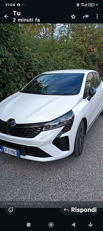 Usata Renault Clio V 101 CV (74 kW) 2024 Bianco Berlina