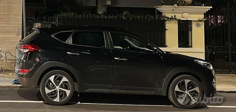 Usata Hyundai Tucson Edition 141 CV (103 kW) 2017 Nero SUV