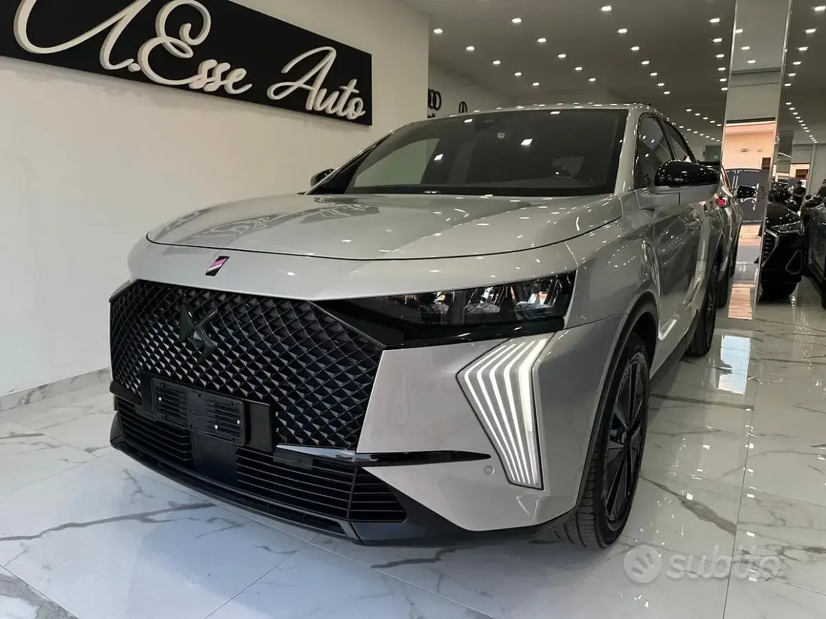 Usata DS Automobiles DS7 Crossback Performance 131 CV (96 kW) 2023 Beige SUV