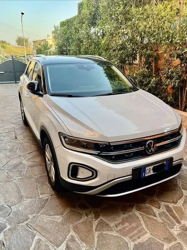 Usata VW T-Roc Style 150 CV (110 kW) 2023 Bianco SUV