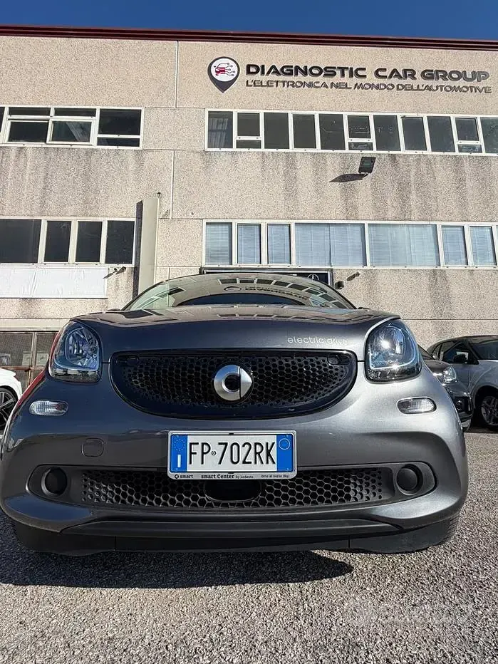 Usata Smart ForFour Electric Drive Passion 41 kW (56 CV) 2019 Giallo Berlina