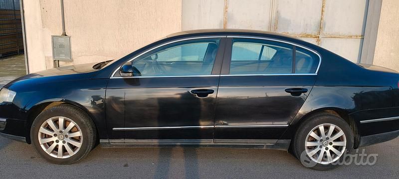 Usata VW Passat 140 CV (102 kW) 2005 Berlina